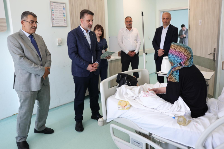 Bursa’da bayramın manevi atmosferi toplumun her kesiminde paylaşıldı - Bursa Hayat Gazetesi-2