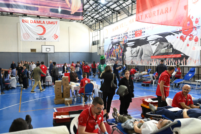 Karacabey’de “Kan Bağışçıları Günü”nde 886 ünite kan bağışı alındı
