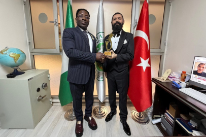 Akif Manaf “Nijerya-Türkiye Dostluk ve Barış Ödülü” ile onurlandırıldı