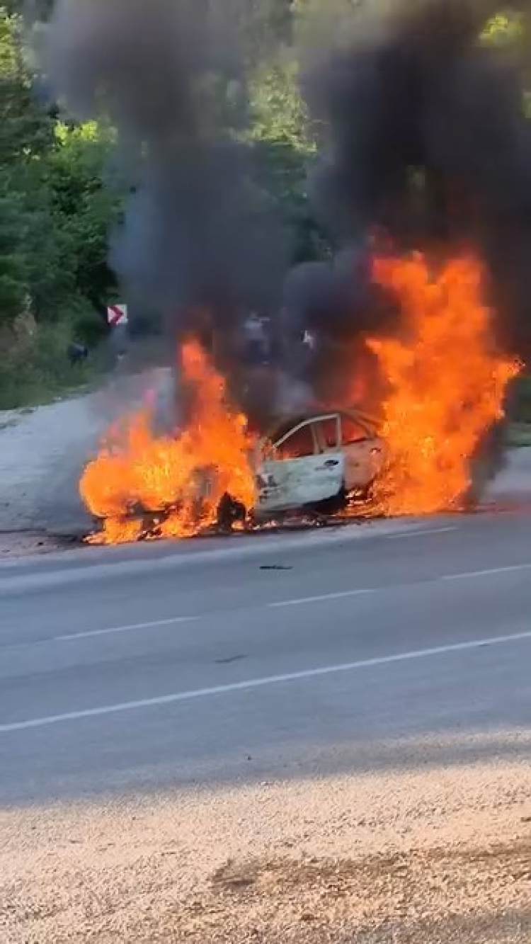 Keles yolunda korku dolu anlar! Sürücü son anda kurtarıldı - Bursa Hayat - 2