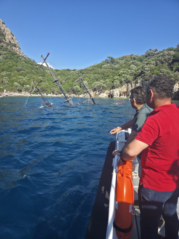 Marmaris'te 110 yolculu tekne battı! - Bursa Hayat - 3