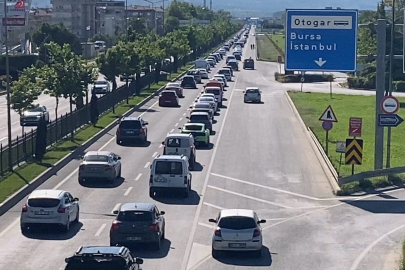 Bursa'da bayram dönüşü trafik yoğunluğu arttı!