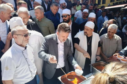 Yılda sadece bir kez pişiyor! Bursa’da binlerce kişi kuyruğa girdi