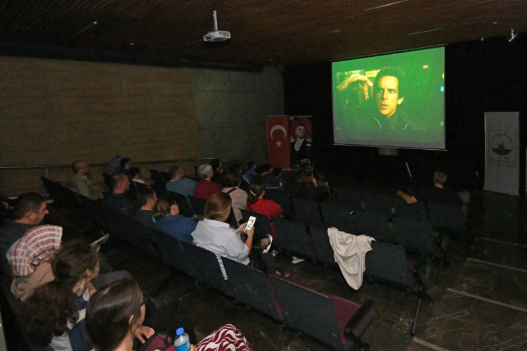 Osmangazi'de tarihe yolculuk sinema ile renklendi  - Bursa Hayat - 2