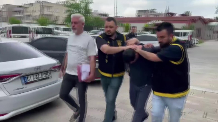 Düğün hırsızı bu kez ATM’de yakalandı!-Bursa Hayat Gazetesi-4