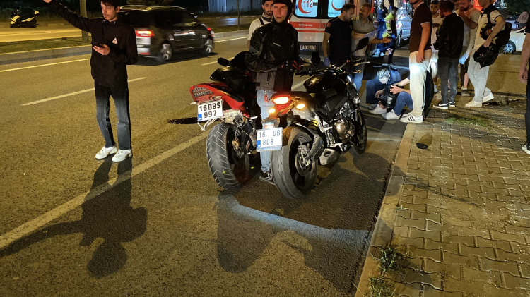 Bursa'da gece yarısı zincirleme kaza! - Bursa Hayat - 2