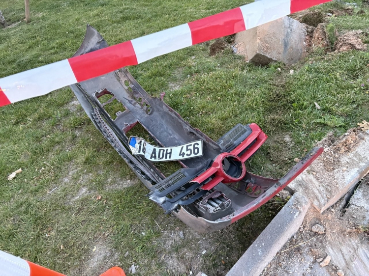 Bursa'da anlık dikkatsizlik kaza getirdi - Bursa Hayat - 3