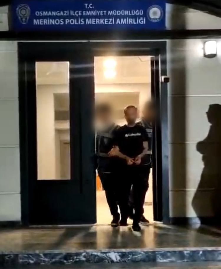 Bursa'da şafak operasyonu: Aranan şahıslar fazla kaçamadı! Bursa Hayat - 2
