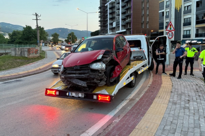 Bursa'da anlık dikkatsizlik kaza getirdi