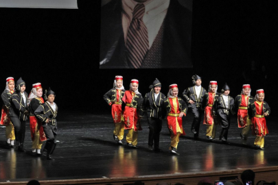 Bursa’da duygusal gece: Aile Özel Gecesi büyük ilgi gördü!