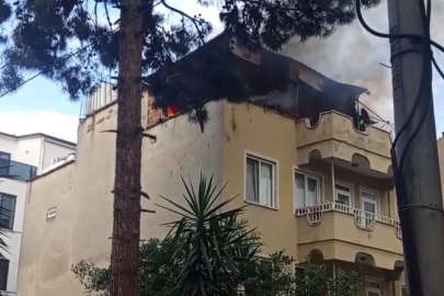 Bursa'da panik anları! Çatı kısmı alev aldı