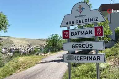 Çiftçiler şafak vaktiyle tarlalara akın ediyor