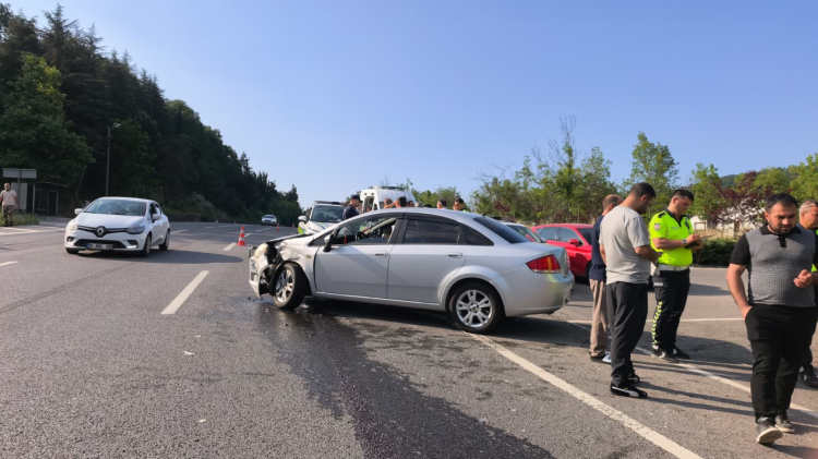 Bursa - Ankara yolunda feci kaza: 6 yaralı! - Bursa Hayat - 2