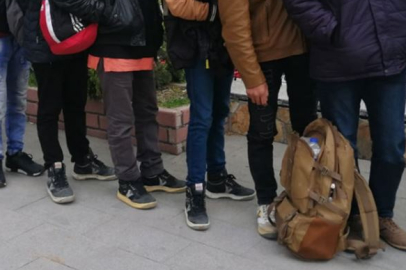 Edirne sınır hattında 32 düzensiz göçmen yakalandı