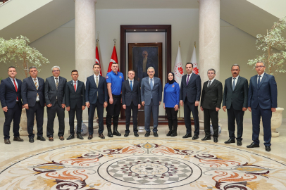 Adalet camiası Bursa’da bir araya geldi