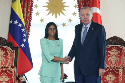 Cumhurbaşkanı Erdoğan Venezuela Devlet Başkanı Vekili Rodriguez’i kabul etti