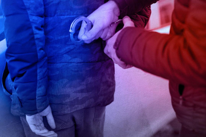 Bursa dahil 18 ilde şafak baskını! Dev bahis şebekesi deşifre edildi