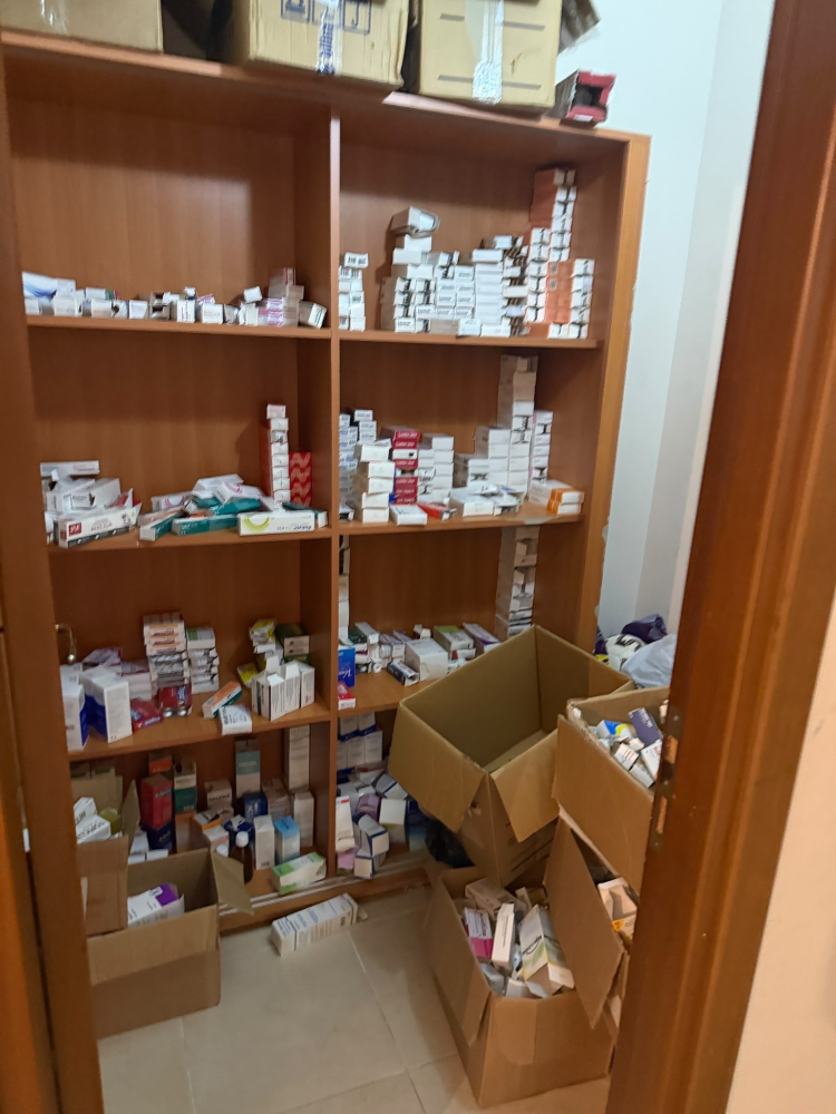 Evini kliniğe çevirmiş! Sahte doktordan balya balya para çıktı - Bursa Hayat - 5