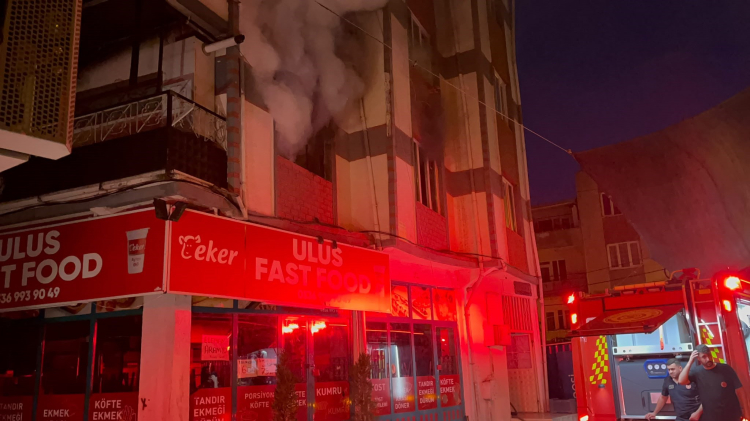Bursa'da korkutan yangın: 5 kişi hastanelik oldu - Bursa Hayat - 2
