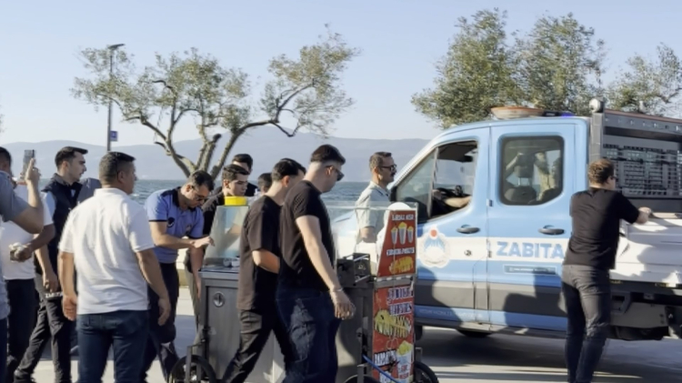 Mudanya sahilinde gergin anlar: Satıcı gözyaşlarını tutamadı - Bursa Hayat - 4