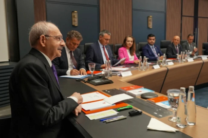 CHP’de disiplin süreci derinleşiyor: İki belediye başkanı için ihraç talebi