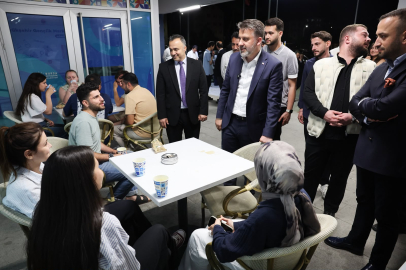 Başkan Vekili Biba öğrencilerle buluştu