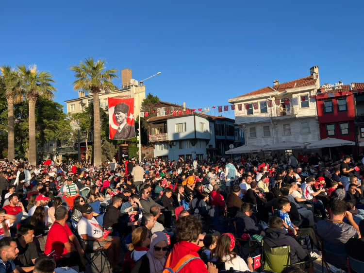 Mudanya'da milli heyecan! Meydan  doldu taştı - Bursa Hayat - 3