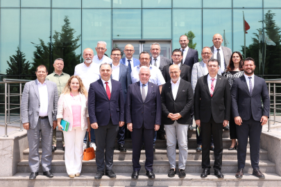Şadi Özdemir’den sanayiye yakın temas