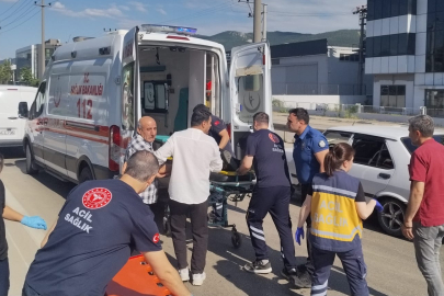 Bursa’da kavşakta feci çarpışma!