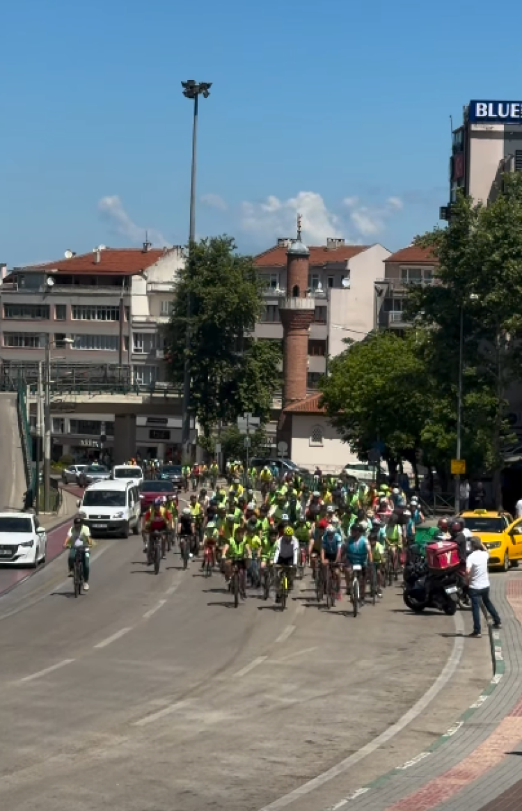 Bursa’da sağlık için 12 km pedal çevirdiler - Bursa Hayat - 2