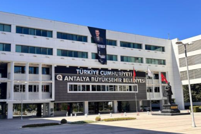 Antalya Büyükşehir Belediyesi'ne operasyon! 9 şüpheli gözaltında