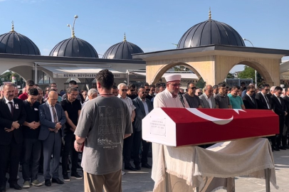 Cumhuriyet Savcısı Ayhan Uyumaz Bursa’da son yolculuğuna uğurlandı