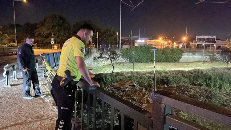 Bursa’da navigasyon kabusu: Otomobil dereye uçtu - Bursa Hayat - 5