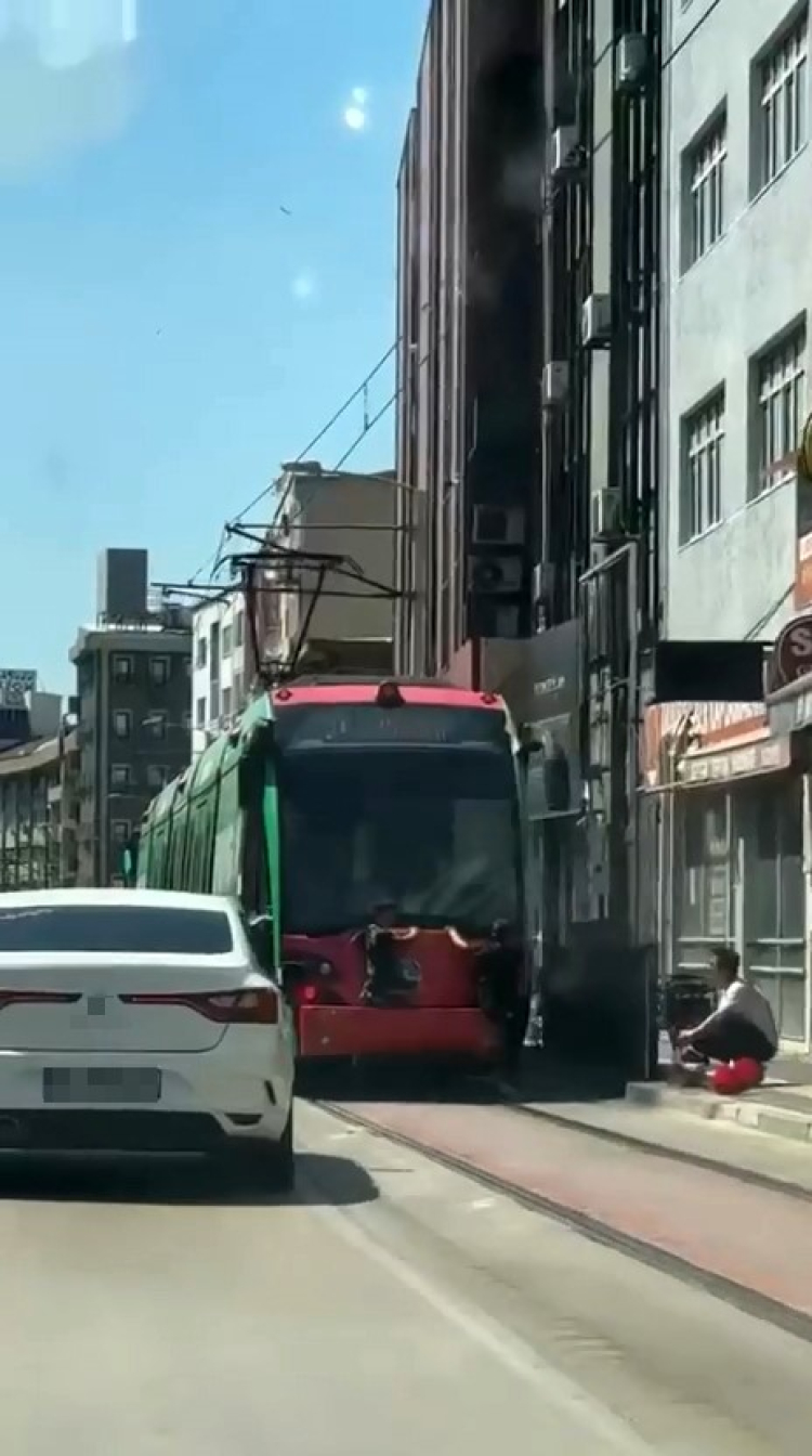 Bursa'da çocukların ölümle oyunu kamerada - Bursa Hayat - 2