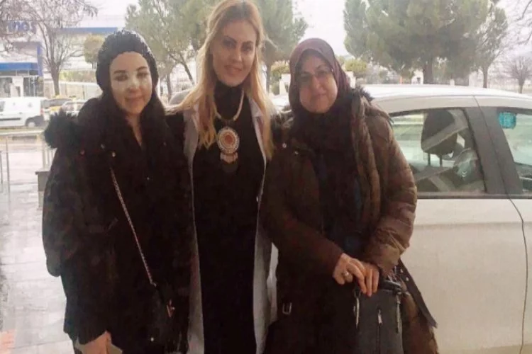 Bursalı genç kız burun estetiği için Gaziantep'e gitti