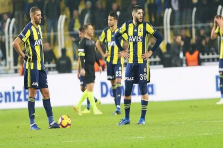 Fenerbahçeli futbolculara kötü haber!