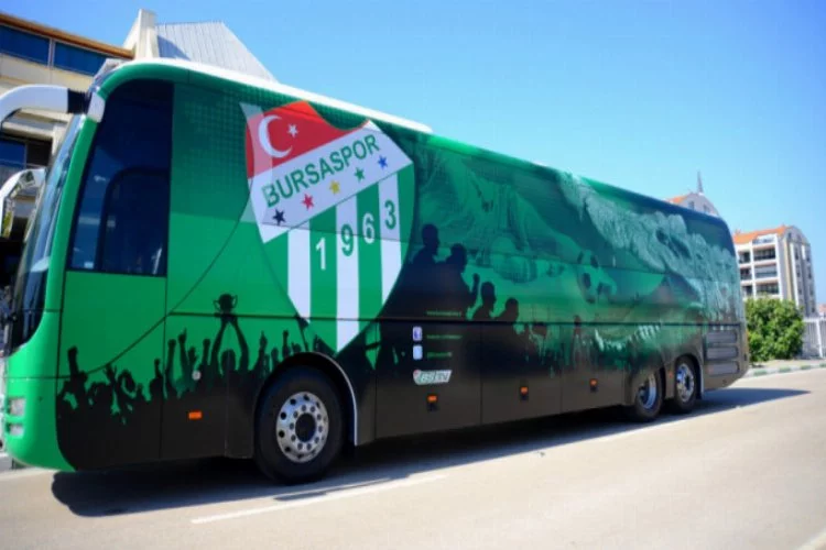 Bursaspor'un takım otobüsüne haciz koydurdu