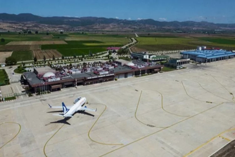 Yenişehir Havaalanı'na acil iniş
