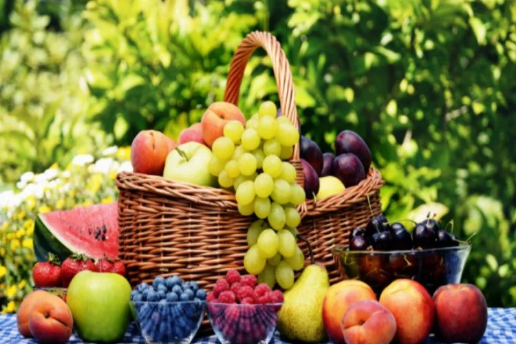 Severek tükettiğiniz yaz meyvelerine dikkat!