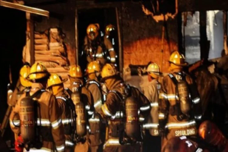 Evde yangın! 5 çocuk hayatını kaybetti
