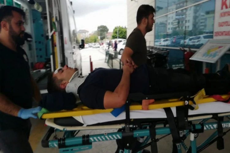 Bursa'da feci kaza! Çarpmanın etkisiyle havaya fırladı