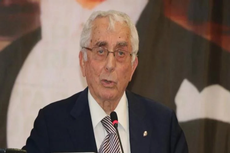Eski bakan Ali Topuz vefat etti