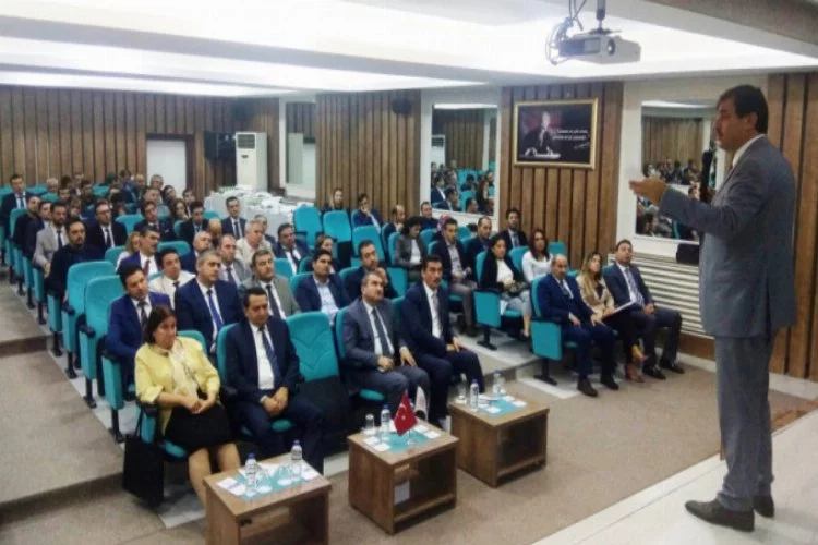 Bursa'da müdürlere bilgilendirme toplantısı