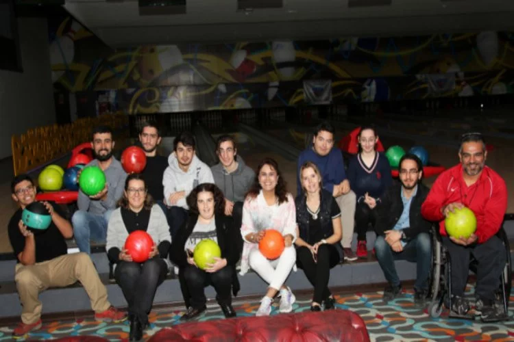Bursa'da 'Engelsiz Bowling' etkinliği