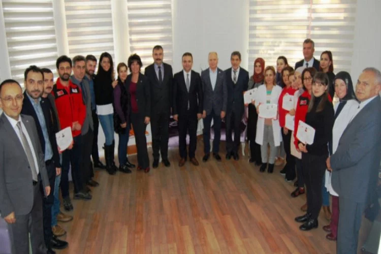 Türk Kızılay Bursa Şubesi eğitici çalışmalarını sürdürüyor