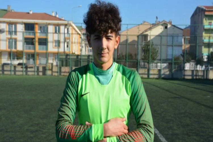 Ömer Faruk Yiğit, Bursaspor'a transfer oldu
