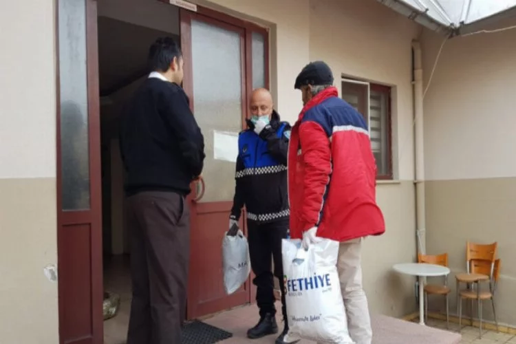 Bursa'da evsiz yurttaşa yardım eli