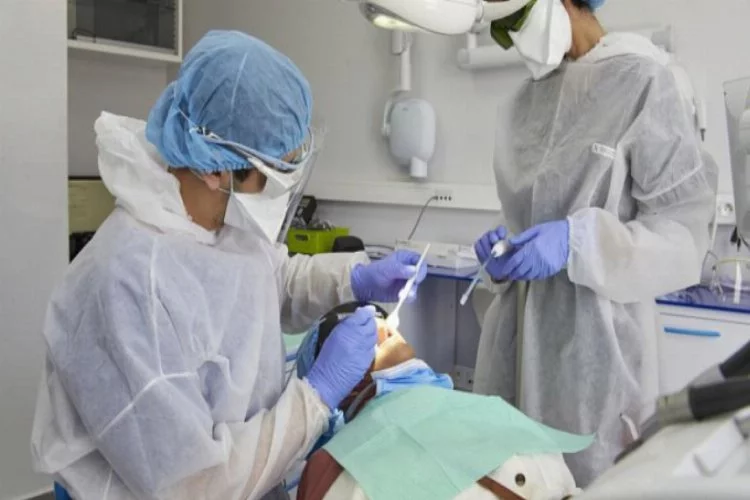 Korona virüs salgını sırasında diş hekimine gitmek güvenli mi?