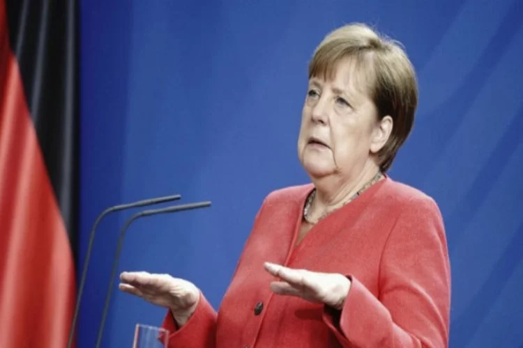 Angela Merkel'den AB'ye uzlaşı çağrısı