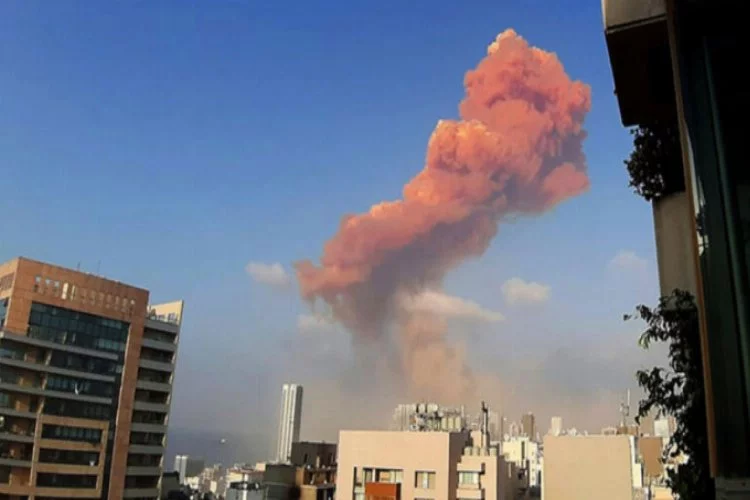 Lübnan'da çok şiddetli patlama!